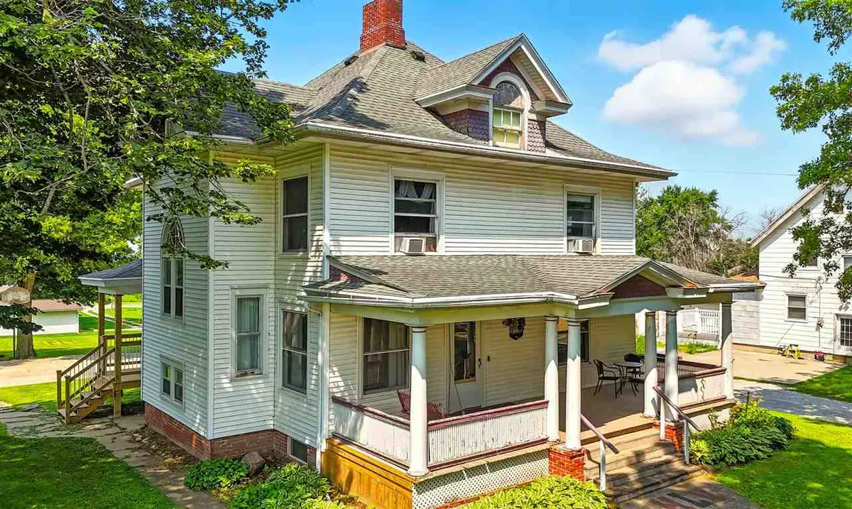 605 Williams St, Victor, IA 52347 - #1