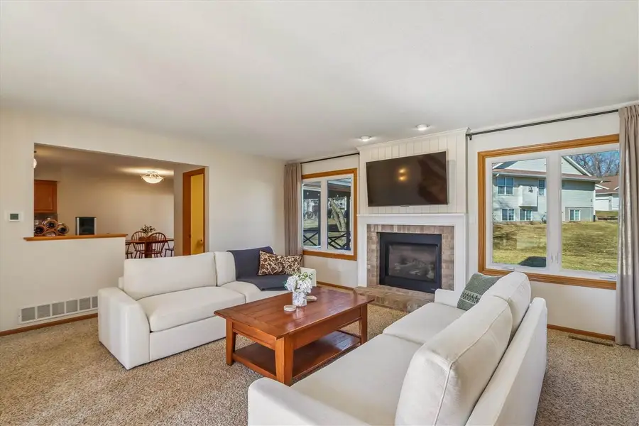 5020 Erin Ct. NE, Cedar Rapids, IA 52411 - #2