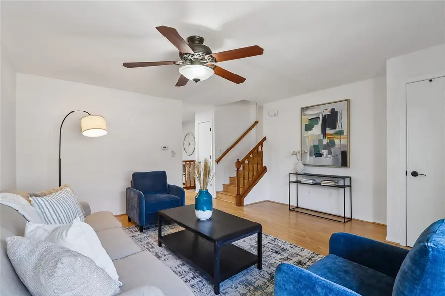 821 Dover St, Iowa City, IA 52245 - #3