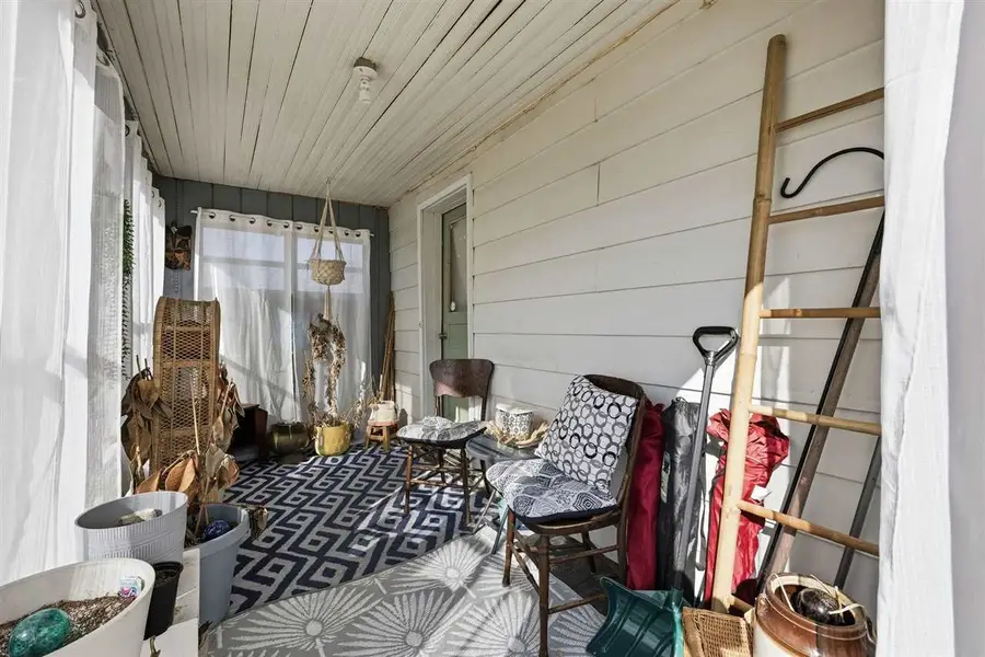 411 N Spencer St, West Liberty, IA 52776 - #3