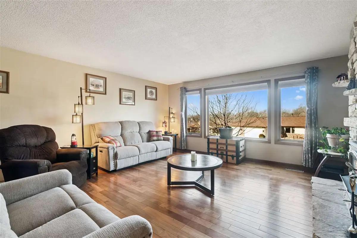 1568 Matterhorn Dr NE, Cedar Rapids, IA 52402 - #1