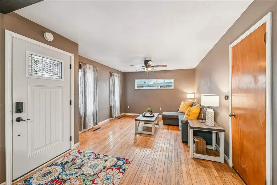 305 Pacific St, Ladora, IA 52251 - #2