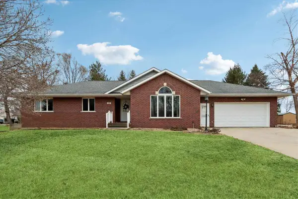 450 St. Paul Street, Parnell, IA 52325