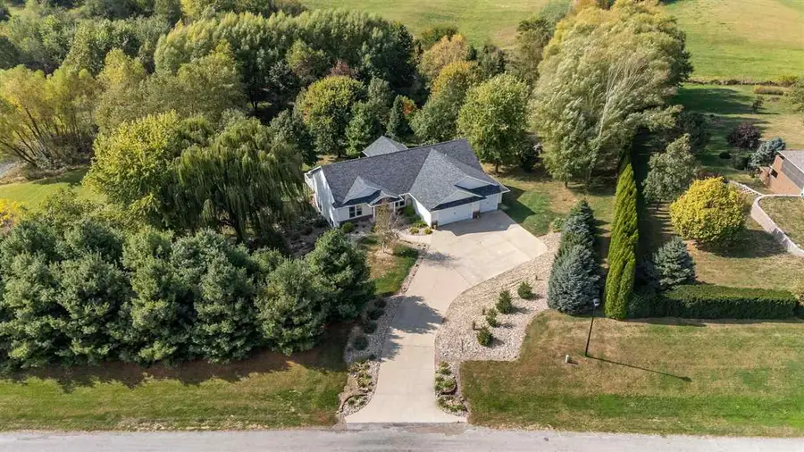 121 Pheasant Run, West Branch, IA 52358 - #3