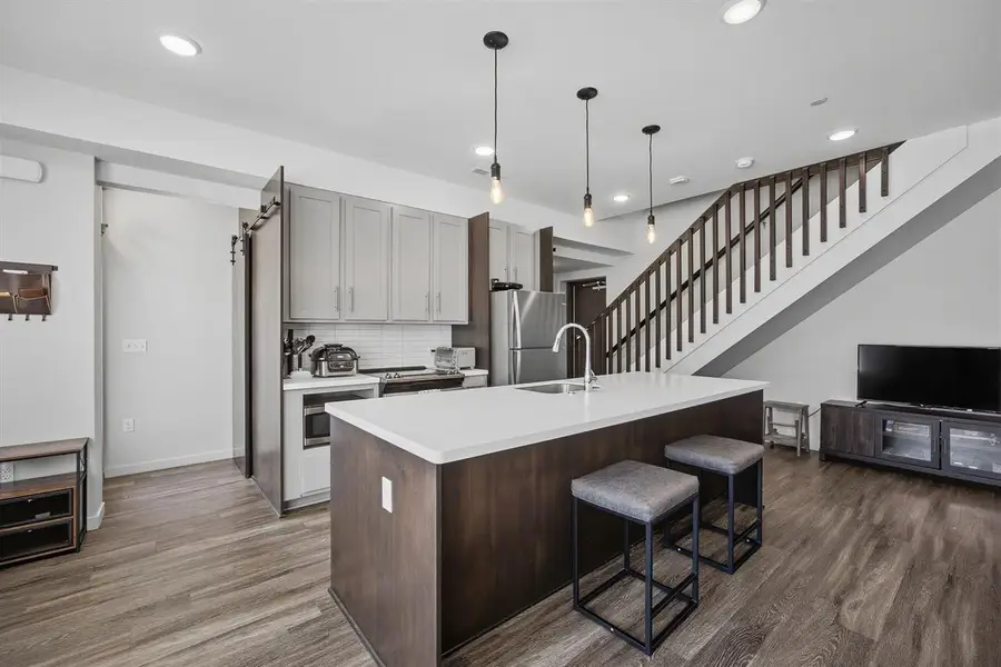 541 S Dubuque St., Iowa City, IA 52240 - #2