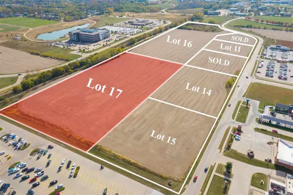 Crosspark Rd, Coralville, IA 52241