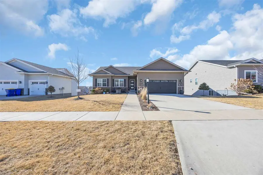 571 Fawn Ave, Tiffin, IA 52340 - #3