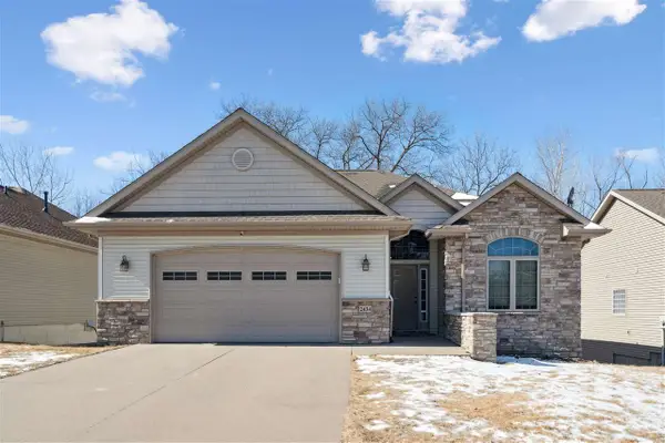 2434 Biltmore Ln, Coralville, IA 52241