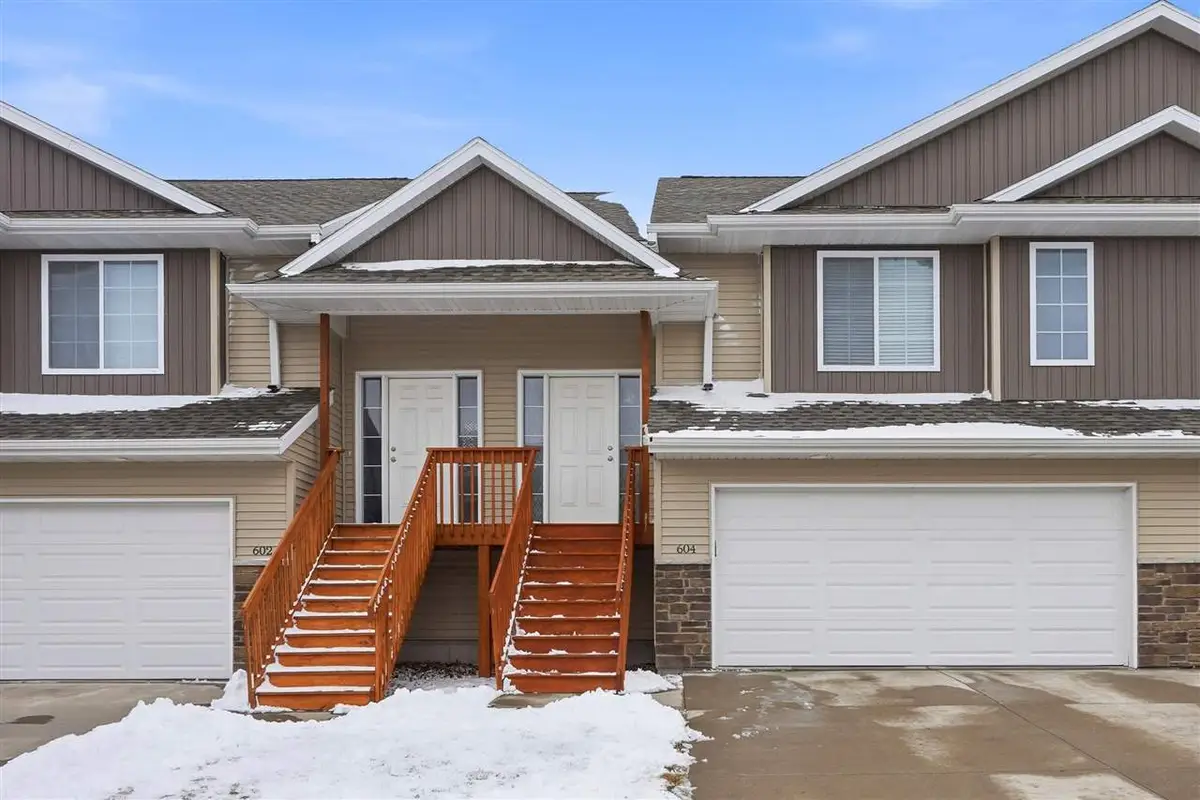 604 Riley Ln, West Branch, IA 52358 - #1