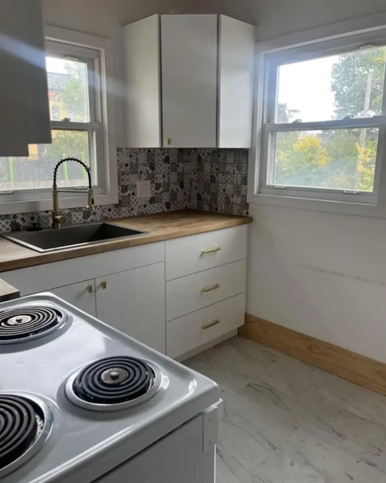 1080 7Th St, Marion, IA 52302 - #2