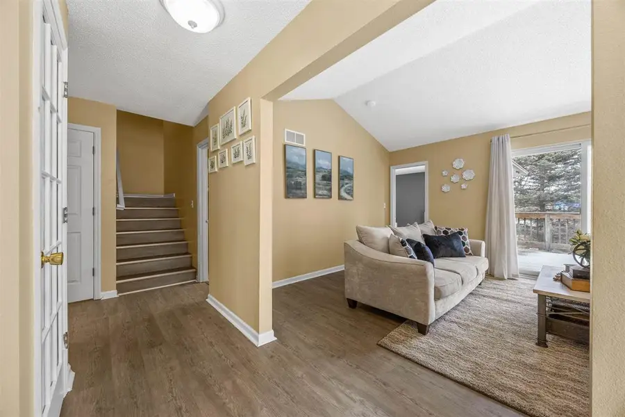 1413 Kenai Ct, Coralville, IA 52241 - #2