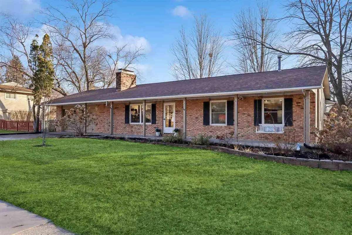 1835 Hafor Dr, Iowa City, IA 52246 - #1