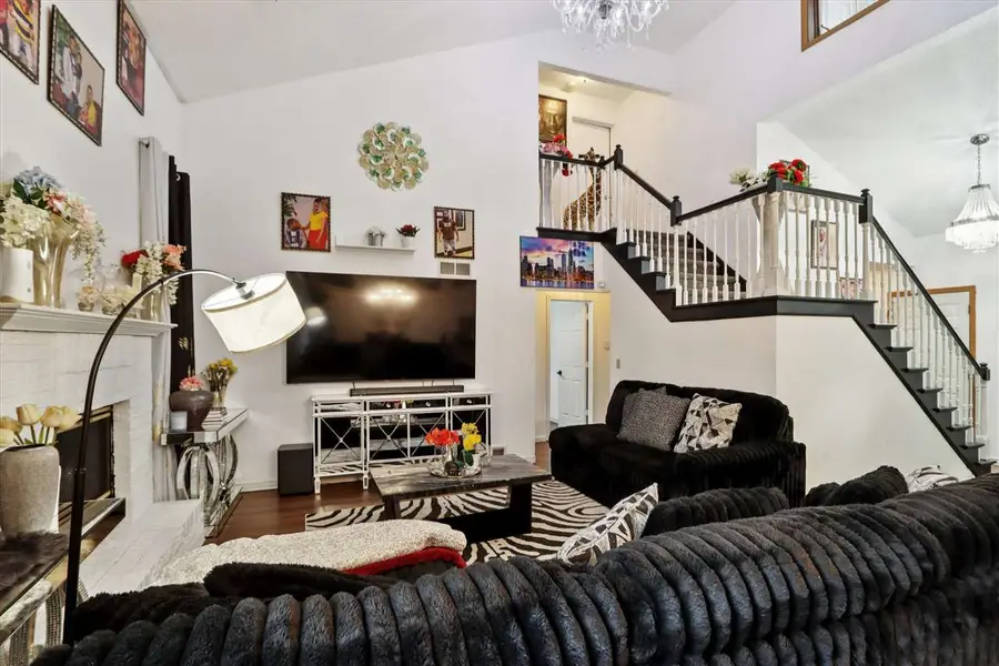 202 Cayman St, Iowa City, IA 52245 - #3