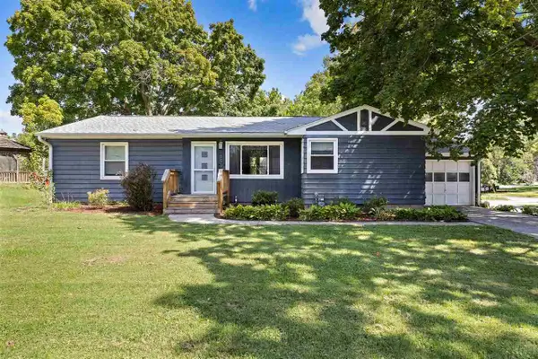 1850 Muscatine Ave, Iowa City, IA 52240