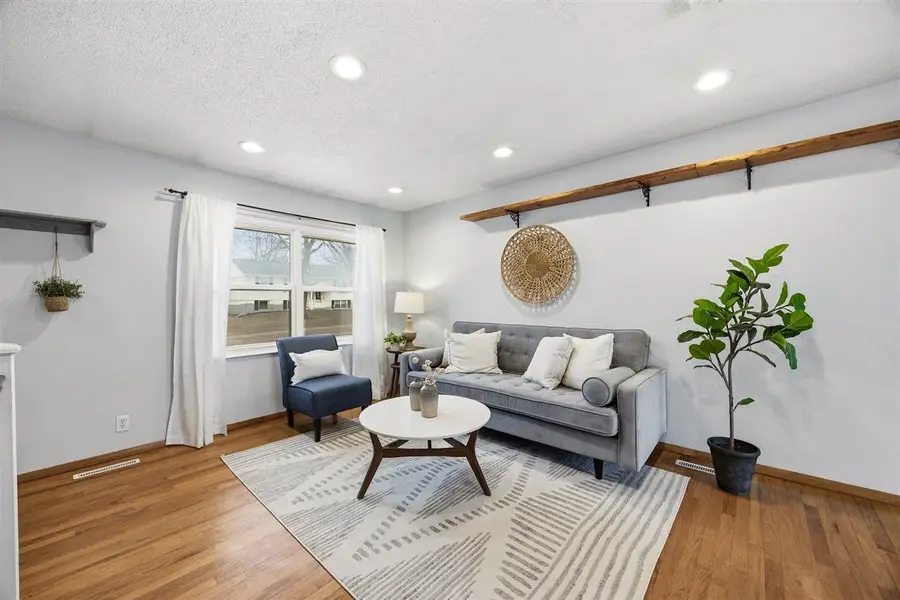 3323 Tulane Ave, Iowa City, IA 52245 - #3