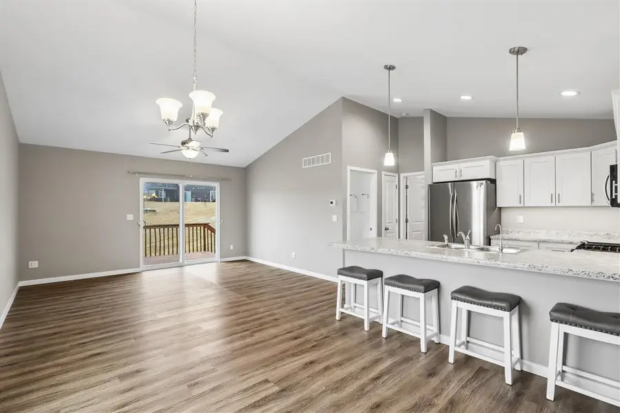 600 Riley Ln, West Branch, IA 52358 - #3