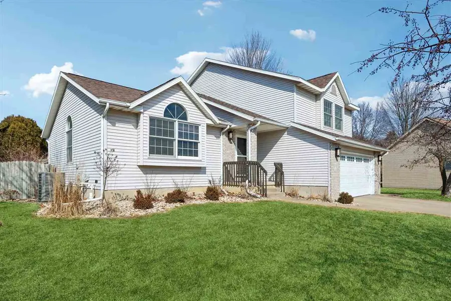 708 Elliott Court, Iowa City, IA 52246 - #2