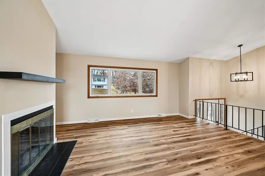 3632 Lynbrook Dr NE, Cedar Rapids, IA 52402 - #3