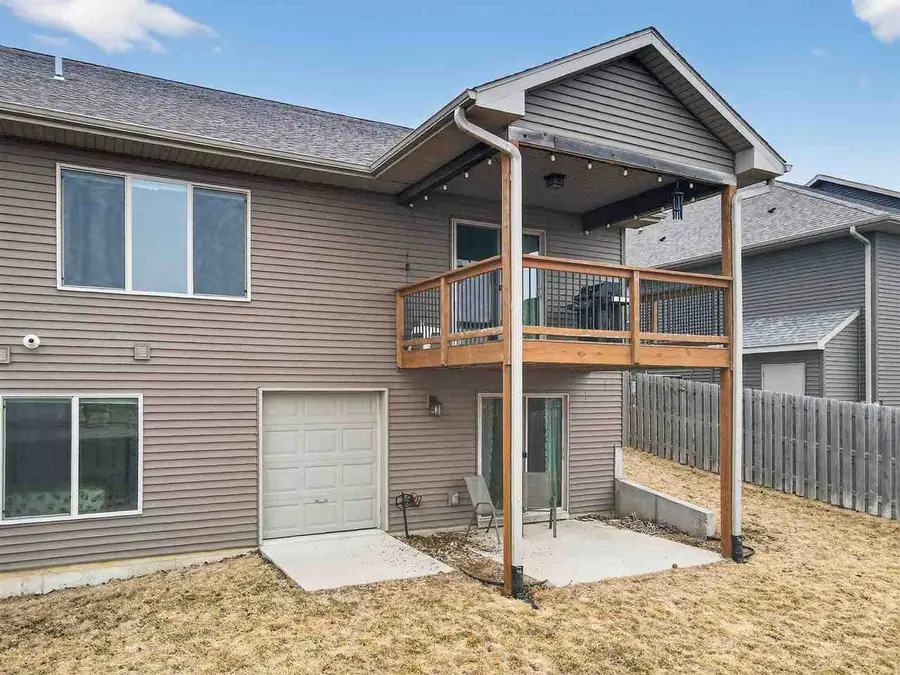 614 Croell Ave, Tiffin, IA 52340 - #3