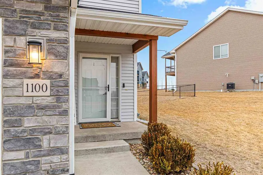 1100 Creekside Dr, Tiffin, IA 52340 - #3