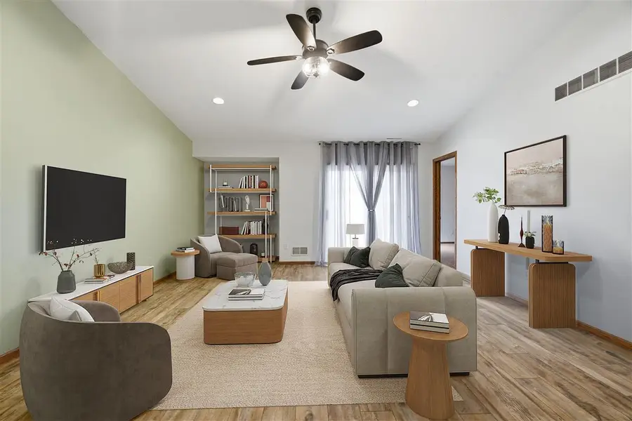 1425 Daleview Dr #B, Marion, IA 52302 - #3