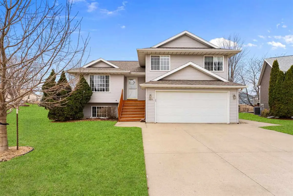 1405 Dickenson Ln, Iowa City, IA 52240 - #1