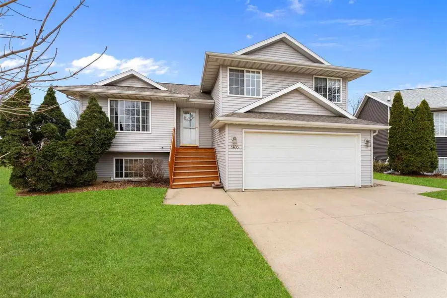 1405 Dickenson Ln, Iowa City, IA 52240 - #2