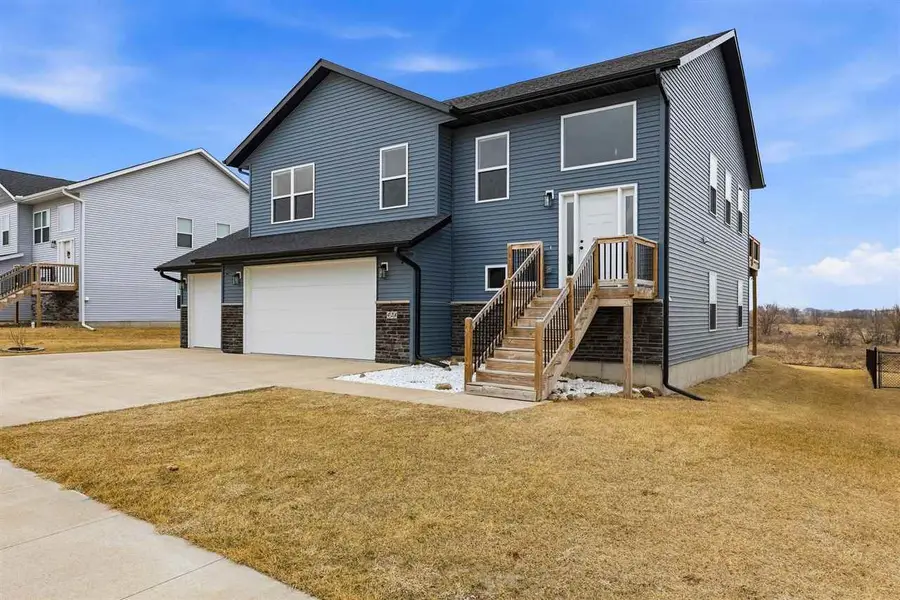 428 Galileo Dr, Riverside, IA 52327 - #2