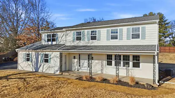 12 Princeton Ct, Iowa City, IA 52245