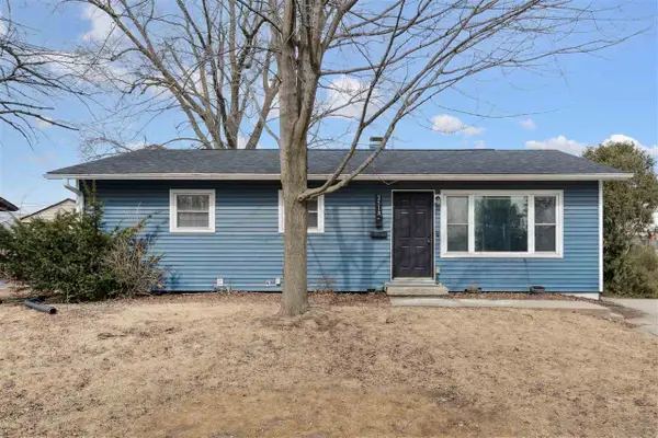 2518 Wayne Ave, Iowa City, IA 52240