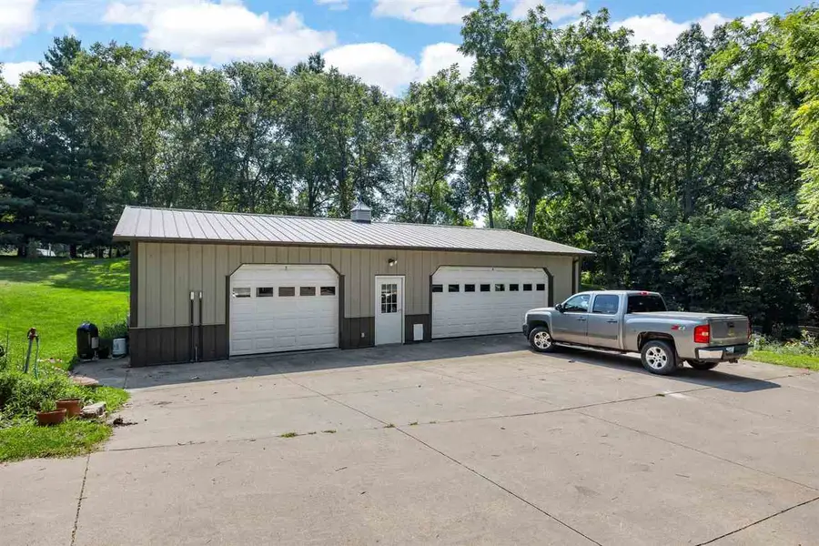 1951 Lake Manor Rd NE, Solon, IA 52333 - #3