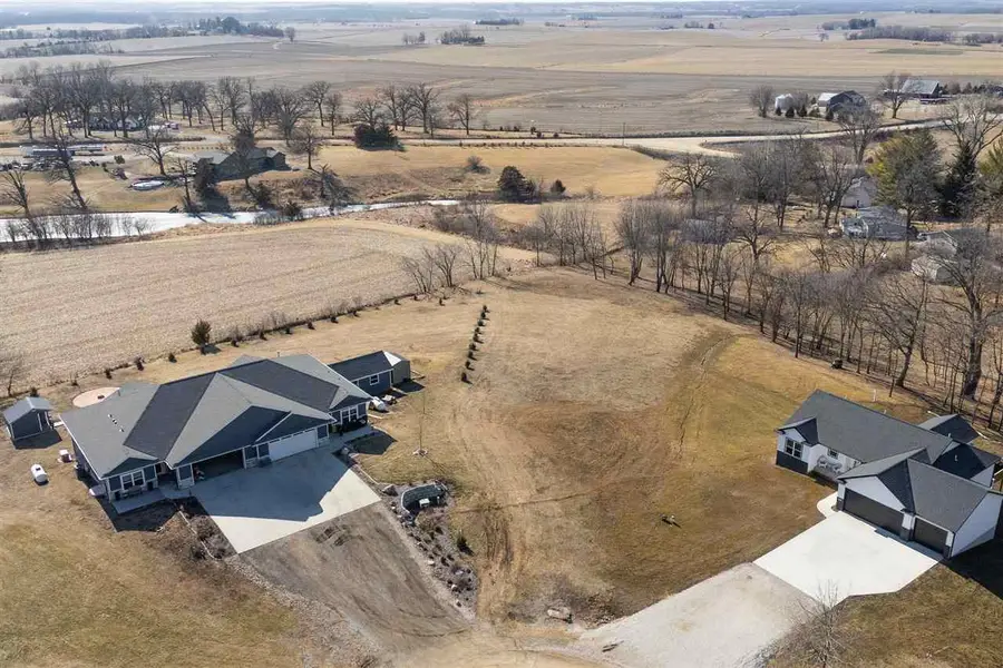 374 Arrowhead Ln, Lisbon, IA 52253 - #3