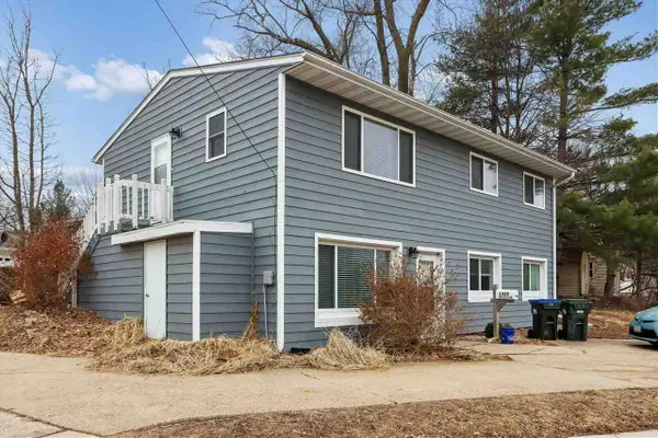 1928 F Street, Iowa City, IA 52240