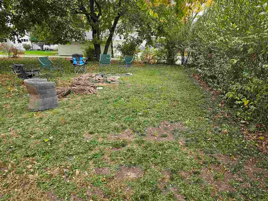 811 S 5th St, Fairfield, IA 52556 - #2