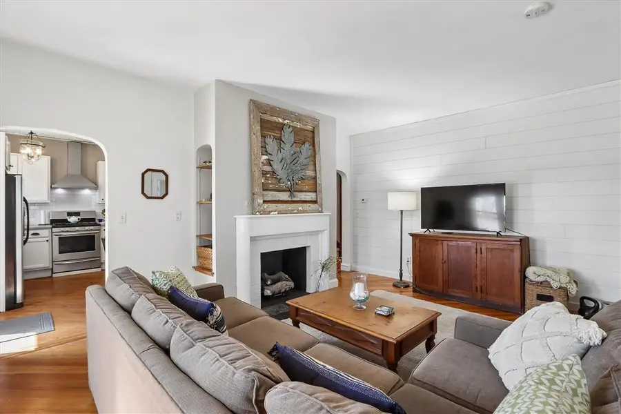 410 Ella Street, Riverside, IA 52327 - #3