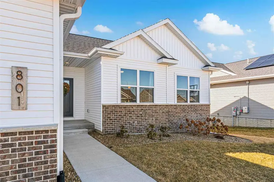 801 Old Mill Ln, Solon, IA 52333 - #3