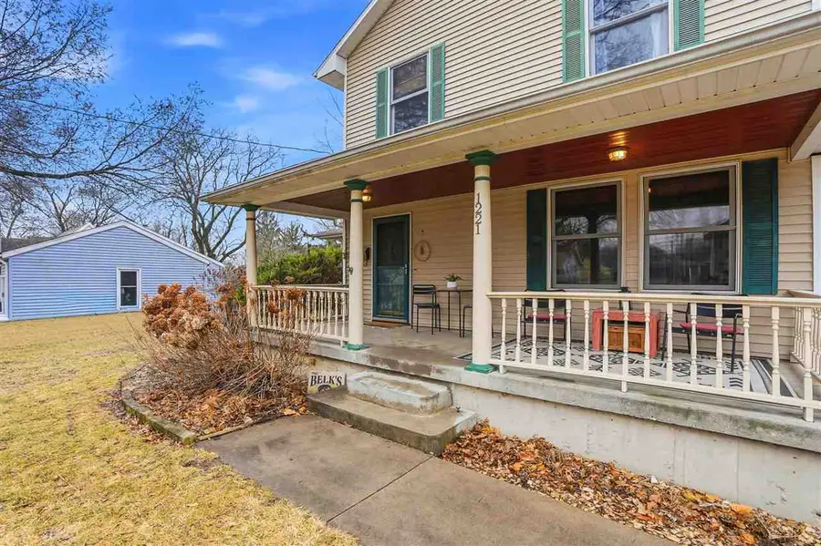 1221 Keokuk St, Iowa City, IA 52240 - #3