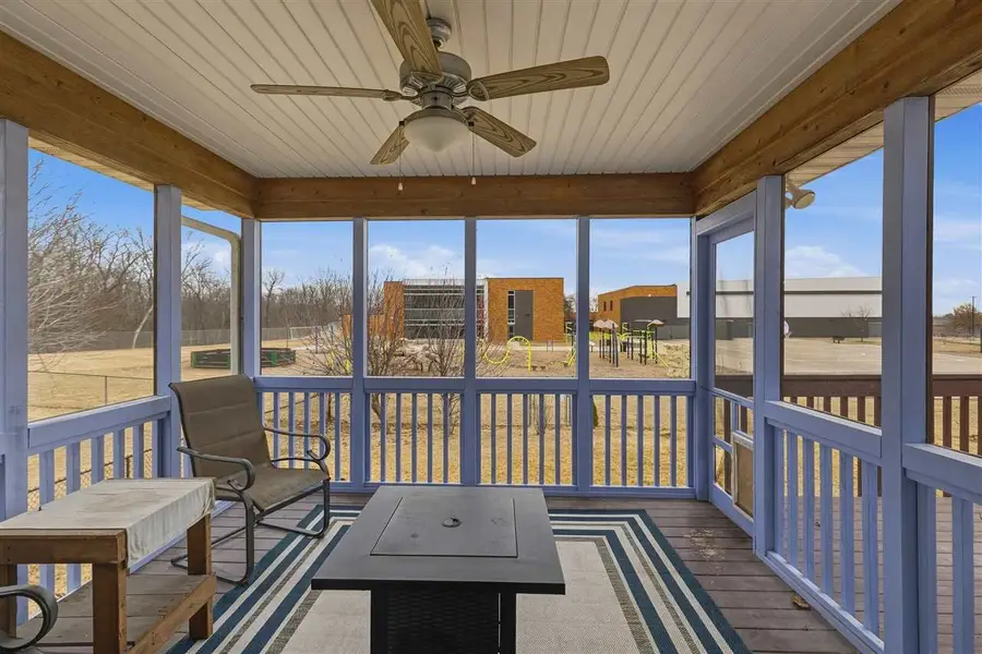 1131 Ryan Cir, Coralville, IA 52241 - #2