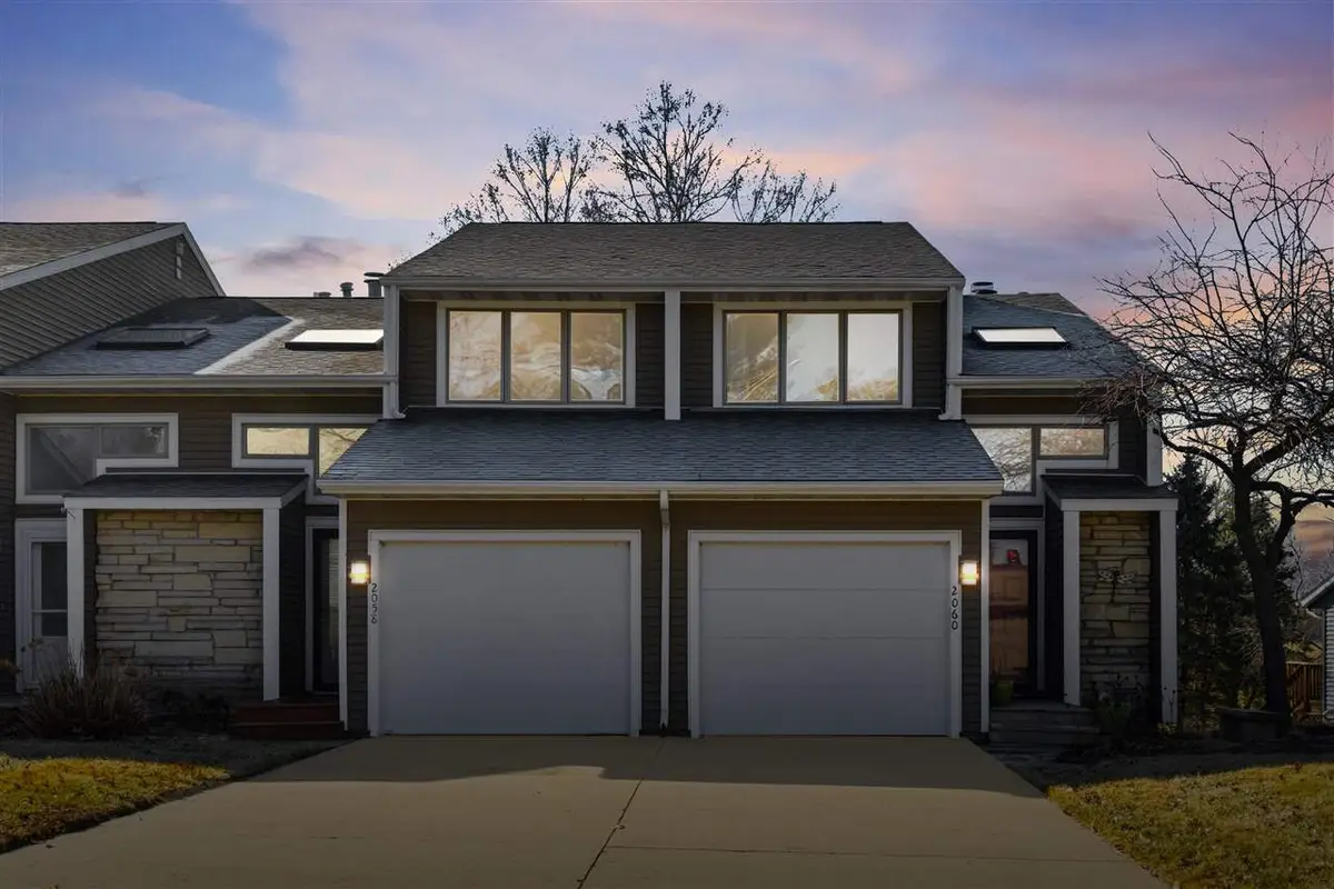 2060 Holiday Rd, Coralville, IA 52241 - #1