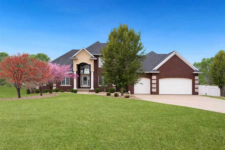 4601 Plumberry Rd, Ely, IA 52227 - #2