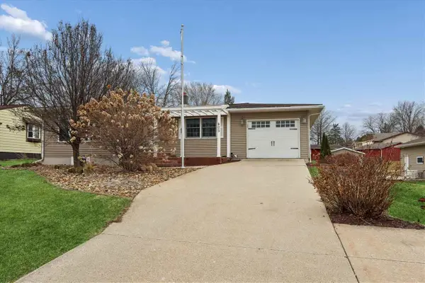 405 6th Street, Victor, IA 52347