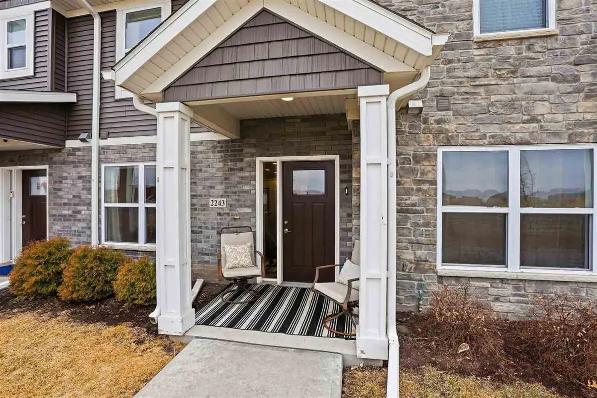 2243 Saint Andrews Dr, North Liberty, IA 52317 - #1