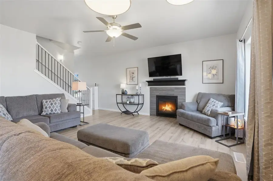 1142 Leann Cir, North Liberty, IA 52317 - #2