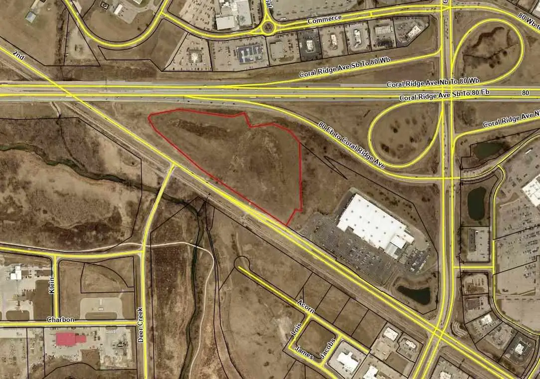 2951 2nd St, Coralville, IA 52241 - #1