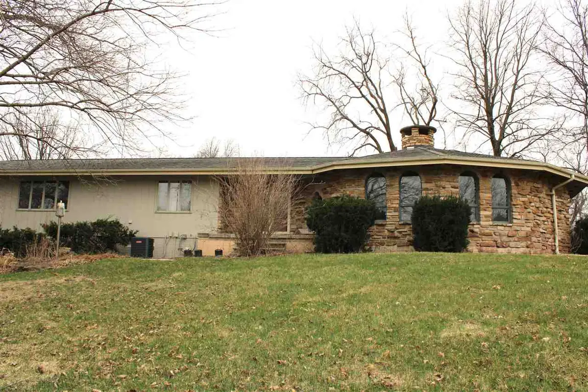 230 N Navajo Ln, North English, IA 52316 - #1