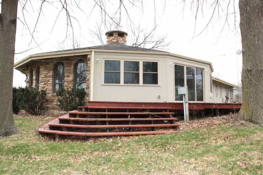 230 N Navajo Ln, North English, IA 52316 - #2