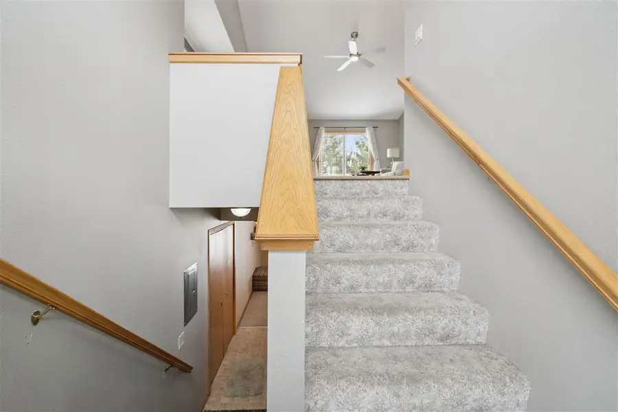 1366 Shannon Dr, Iowa City, IA 52246 - #3