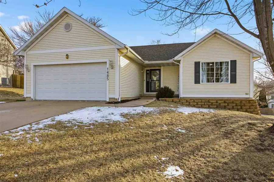 1485 Walker Way, Coralville, IA 52241 - #2