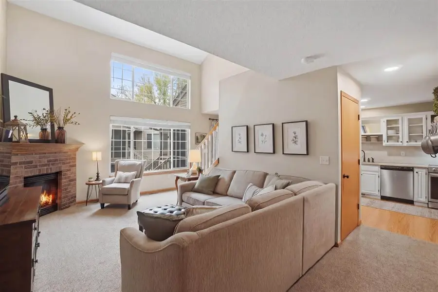 2335 Mulberry St #2, Coralville, IA 52241 - #3