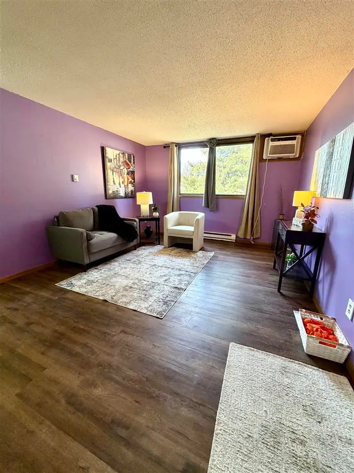 806 Benton Drive #13, Iowa City, IA 52246 - #2